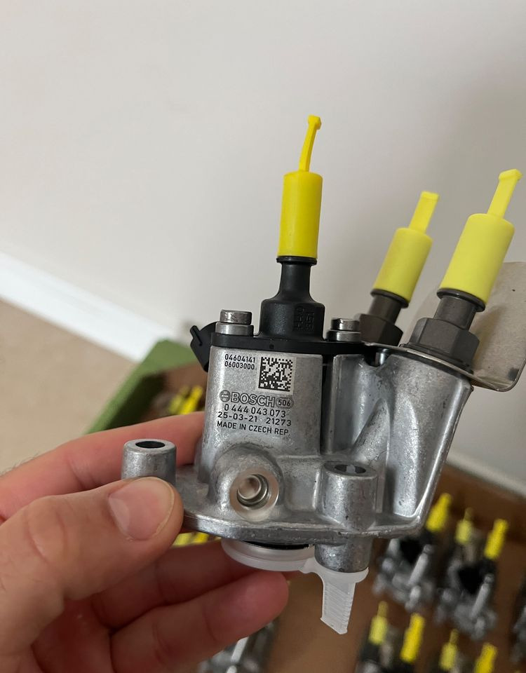 NOWY moduł dozujący Adblue Bosch 0444043073 wtrysk mocznika - Depósito de AdBlue para Maquinaria agrícola: foto 2 NOWY moduł dozujący Adblue Bosch 0444043073 wtrysk mocznika - Depósito de AdBlue para Maquinaria agrícola: foto 2