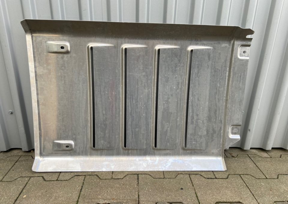 Osłona katalizatora Mercedes Actros MP5 obudowa - Convertidor catalítico para Autobús: foto 2 Osłona katalizatora Mercedes Actros MP5 obudowa - Convertidor catalítico para Autobús: foto 2