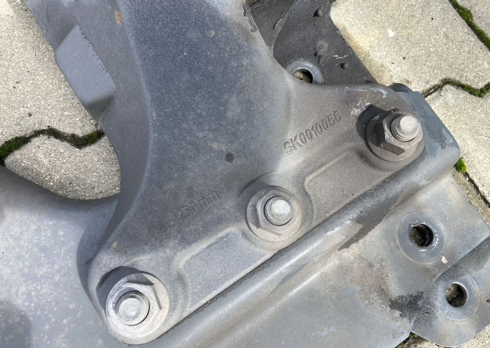 Płyta montażowa pod siodło DAF łapy Jost 150mm SK 0010056 - Quinta rueda para Camión: foto 4 Płyta montażowa pod siodło DAF łapy Jost 150mm SK 0010056 - Quinta rueda para Camión: foto 4