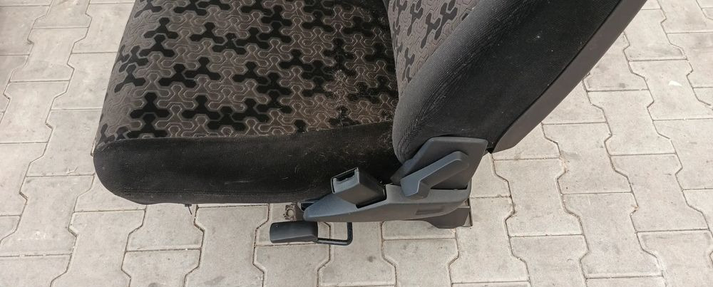 SCANIA R S FOTEL ŚRODKOWY - Asiento: foto 3 SCANIA R S FOTEL ŚRODKOWY - Asiento: foto 3