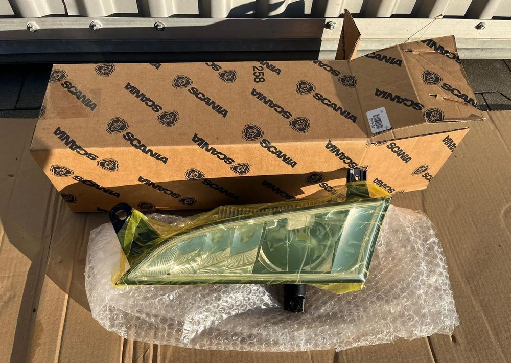 SCANIA R S HALOGEN LEWY NOWY 2659153 - Luz/ Iluminación: foto 1 SCANIA R S HALOGEN LEWY NOWY 2659153 - Luz/ Iluminación: foto 1