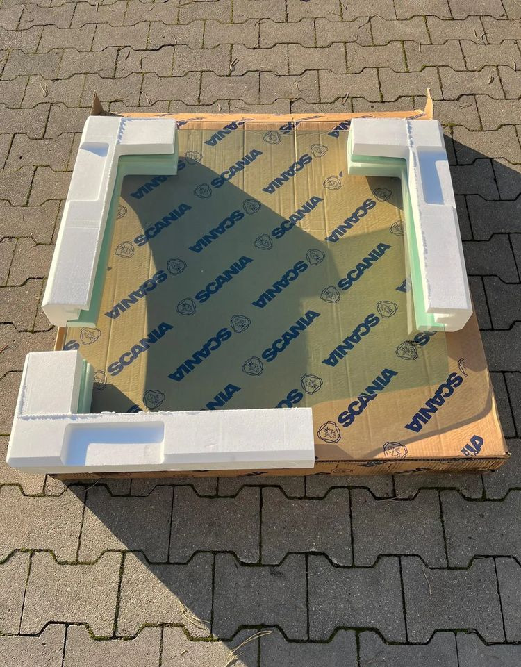 SCANIA R S SZYBA BOCZNA LEWA KIEROWCY NOWA 2506371 - Cabina e interior: foto 1 SCANIA R S SZYBA BOCZNA LEWA KIEROWCY NOWA 2506371 - Cabina e interior: foto 1