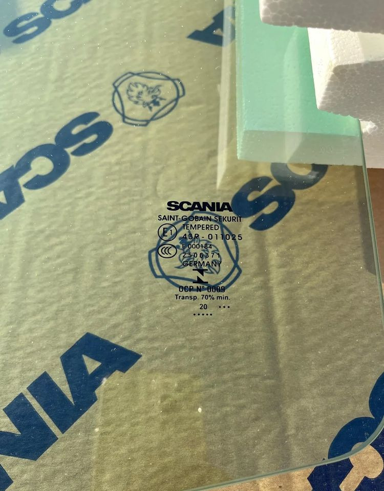 SCANIA R S SZYBA BOCZNA LEWA KIEROWCY NOWA 2506371 - Cabina e interior: foto 3 SCANIA R S SZYBA BOCZNA LEWA KIEROWCY NOWA 2506371 - Cabina e interior: foto 3