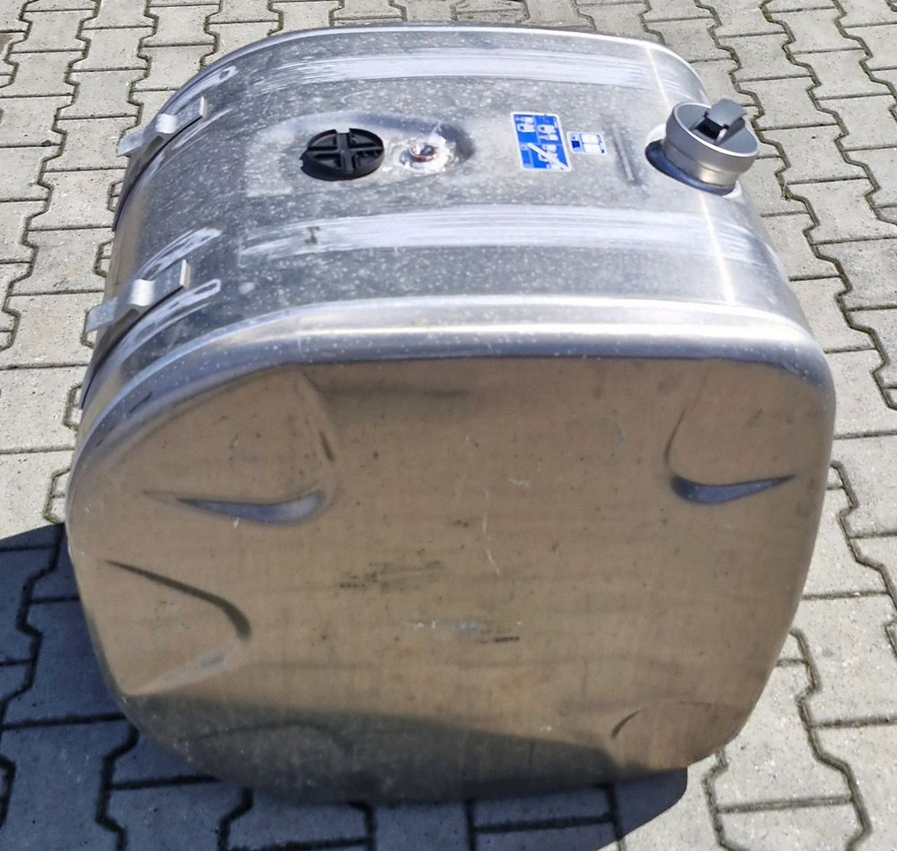 SCANIA R S ZBIORNIK PALIWA 200L NOWY - Sistema de combustible: foto 4 SCANIA R S ZBIORNIK PALIWA 200L NOWY - Sistema de combustible: foto 4