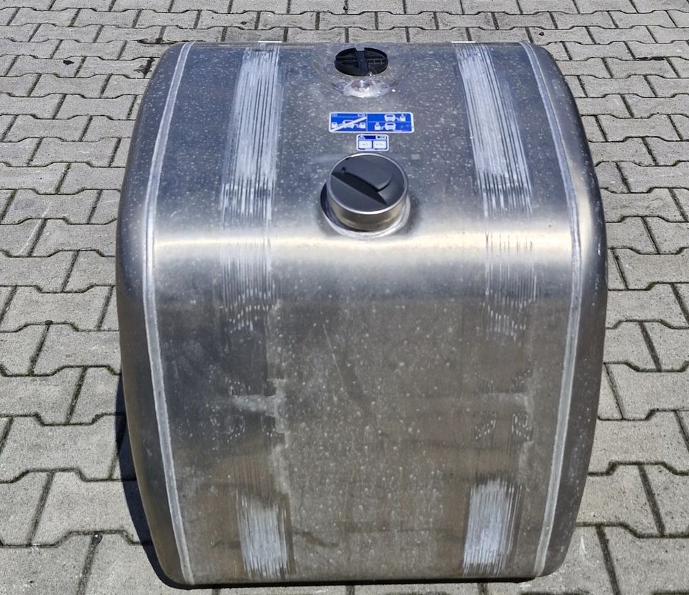 SCANIA R S ZBIORNIK PALIWA 200L NOWY - Sistema de combustible: foto 1 SCANIA R S ZBIORNIK PALIWA 200L NOWY - Sistema de combustible: foto 1