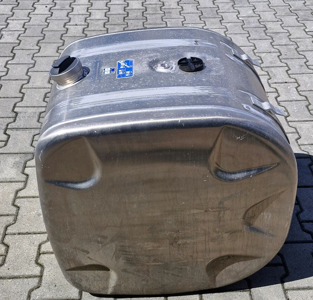 SCANIA R S ZBIORNIK PALIWA 200L NOWY - Sistema de combustible: foto 5 SCANIA R S ZBIORNIK PALIWA 200L NOWY - Sistema de combustible: foto 5