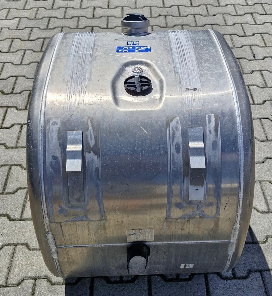 SCANIA R S ZBIORNIK PALIWA 200L NOWY - Sistema de combustible: foto 2 SCANIA R S ZBIORNIK PALIWA 200L NOWY - Sistema de combustible: foto 2