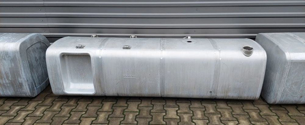 ZBIORNIK PALIWA DAF XF 845L - Depósito de combustible para Camión: foto 1 ZBIORNIK PALIWA DAF XF 845L - Depósito de combustible para Camión: foto 1