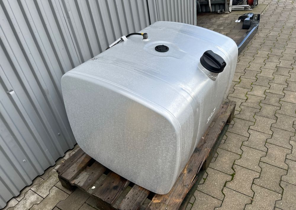 Zbiornik paliwa DAF XF XG CF 335 litrów bak - Sistema de combustible para Camión: foto 2 Zbiornik paliwa DAF XF XG CF 335 litrów bak - Sistema de combustible para Camión: foto 2