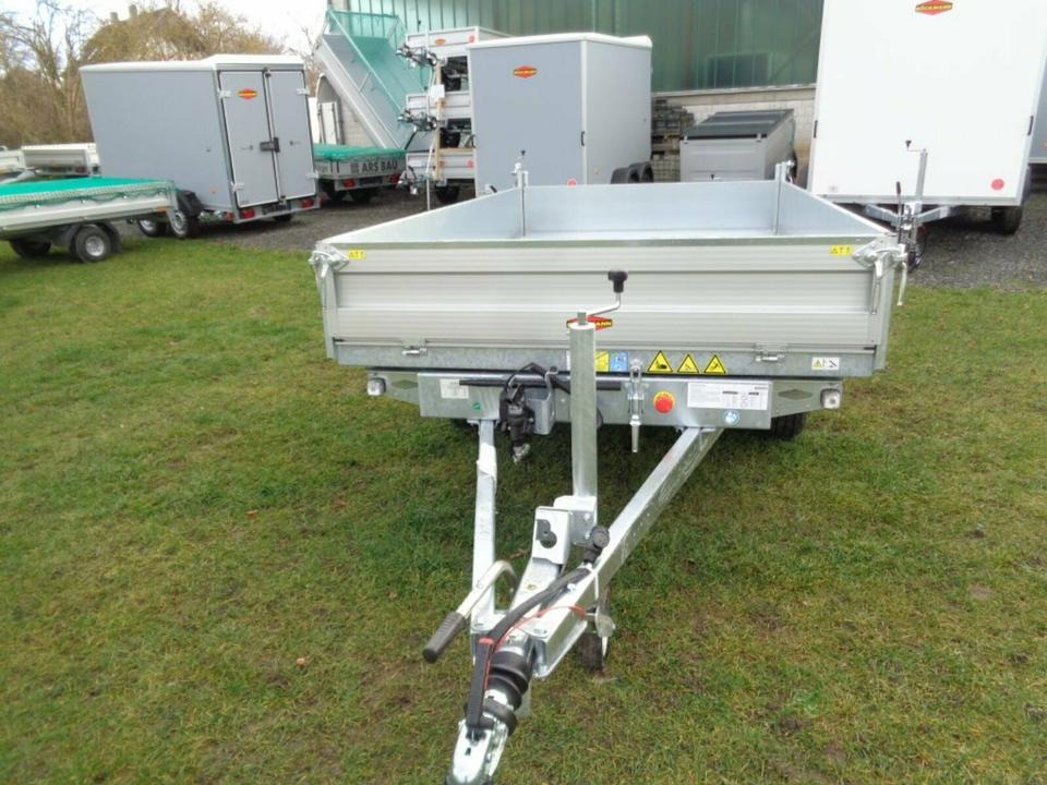 Böckmann PKW-Anhänger E-Pumpe Dreiseitenkipper 2,7 to Blechcover - Remolque volquete: foto 5 Böckmann PKW-Anhänger E-Pumpe Dreiseitenkipper 2,7 to Blechcover - Remolque volquete: foto 5