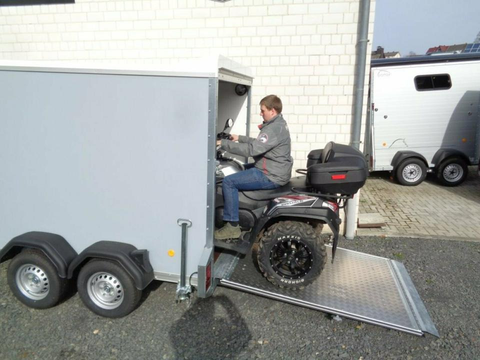 Remolque caja cerrada Böckmann PKW-Anhänger, KT3015/20 M-F, Auffahrrampe, 2,0 to.: foto 11 Remolque caja cerrada Böckmann PKW-Anhänger, KT3015/20 M-F, Auffahrrampe, 2,0 to.: foto 11