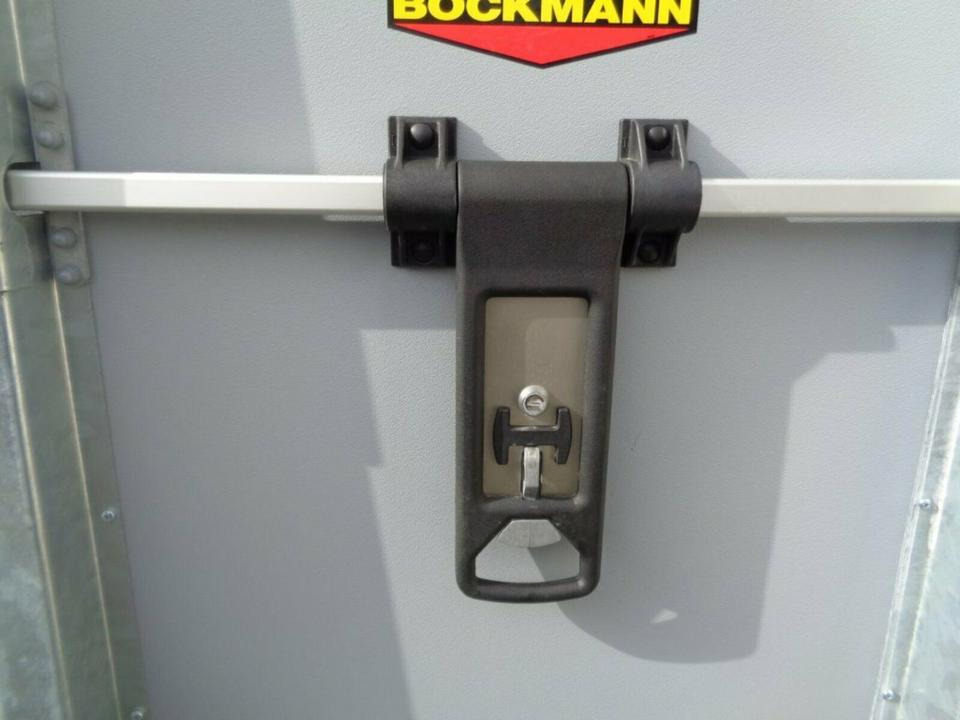 Remolque caja cerrada Böckmann PKW-Anhänger, KT3015/20 M-F, Auffahrrampe, 2,0 to.: foto 7 Remolque caja cerrada Böckmann PKW-Anhänger, KT3015/20 M-F, Auffahrrampe, 2,0 to.: foto 7