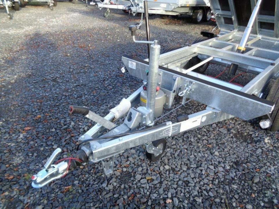 Böckmann PKW-Anhänger, Rückwärtskipper, 2,7 to. Tandem - Remolque volquete: foto 4 Böckmann PKW-Anhänger, Rückwärtskipper, 2,7 to. Tandem - Remolque volquete: foto 4