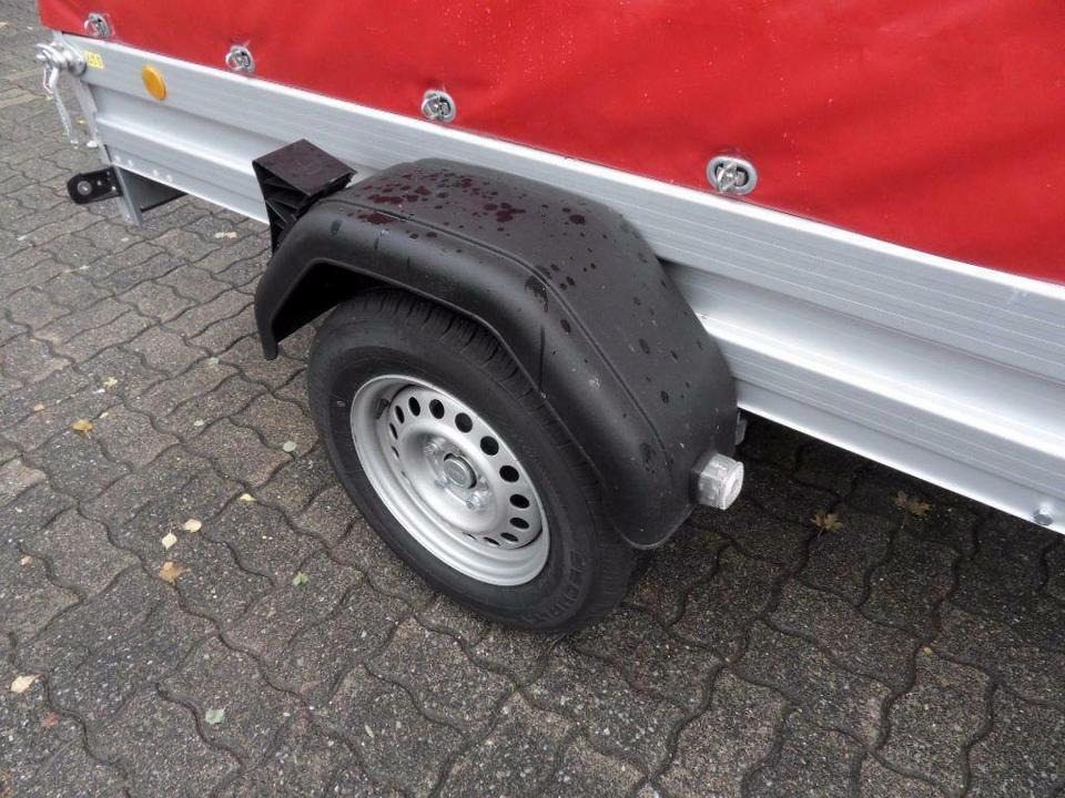 Böckmann PKW Anhänger mit Plane und Spriegel 100 km/h - Remolque de coche: foto 4 Böckmann PKW Anhänger mit Plane und Spriegel 100 km/h - Remolque de coche: foto 4