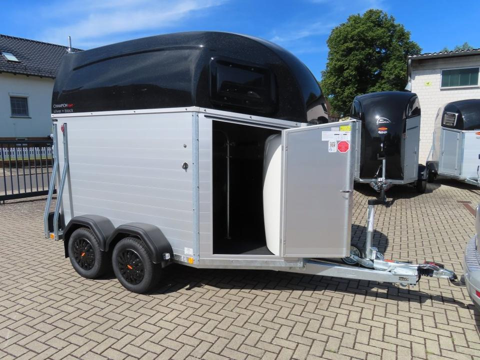 Böckmann Pferdeanhänger Champion Esprit Flügeltür Sattelkammer - Remolque para caballos: foto 2 Böckmann Pferdeanhänger Champion Esprit Flügeltür Sattelkammer - Remolque para caballos: foto 2