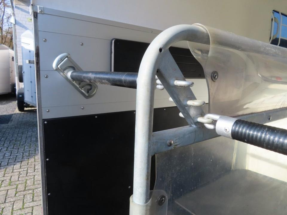 Böckmann, Pferdeanhänger, Champion R, top, SaKa. 100 km/h - Remolque para caballos: foto 4 Böckmann, Pferdeanhänger, Champion R, top, SaKa. 100 km/h - Remolque para caballos: foto 4