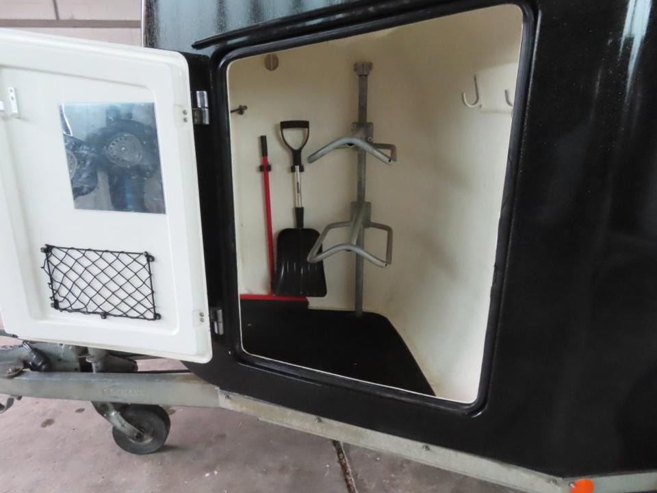 Böckmann,Pferdeanhänger,Comfort "Western" ALUBODEN, 100 km/h - Remolque para caballos: foto 4 Böckmann,Pferdeanhänger,Comfort "Western" ALUBODEN, 100 km/h - Remolque para caballos: foto 4