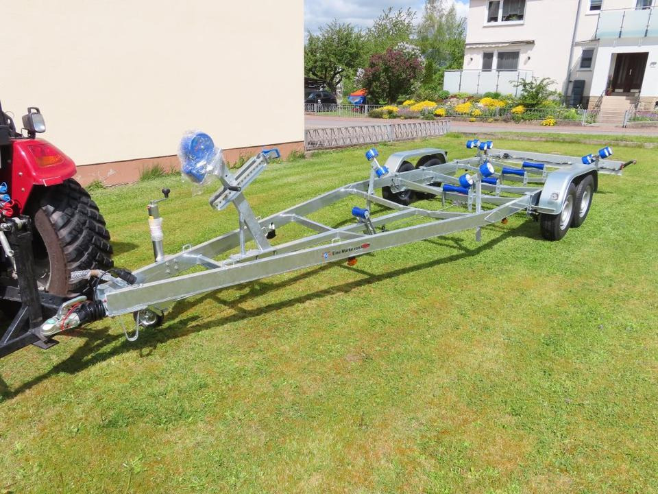 Böckmann - TPV PKW Anhänger Bootstrailer 2,7 to. Bootsanhänger - Remolque para barco: foto 1 Böckmann - TPV PKW Anhänger Bootstrailer 2,7 to. Bootsanhänger - Remolque para barco: foto 1