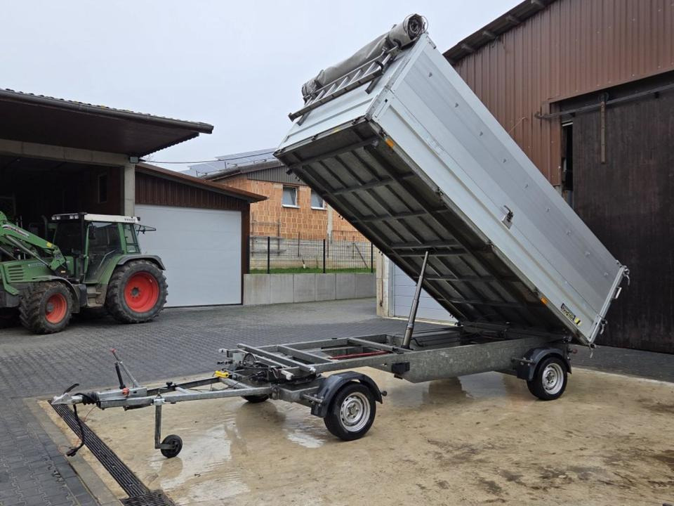 PKW-Anhänger Drehschemel Dreiseitenkipper 3,5t - Remolque volquete: foto 1 PKW-Anhänger Drehschemel Dreiseitenkipper 3,5t - Remolque volquete: foto 1