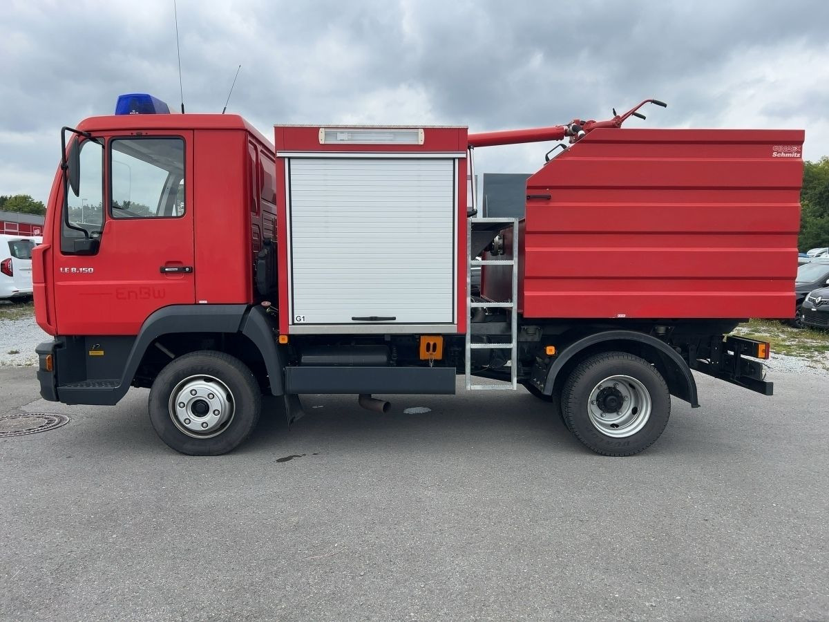 MAN LE 8150 4x2 Löschfahrzeug/Feuerwehr/Wassertank - Camión: foto 2 MAN LE 8150 4x2 Löschfahrzeug/Feuerwehr/Wassertank - Camión: foto 2