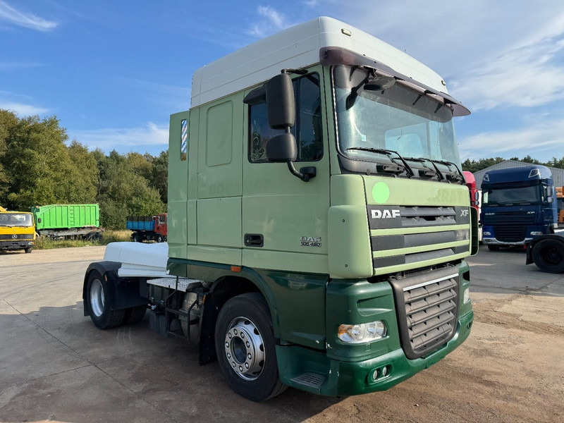 DAF 105 XF 460 DAF 105 XF 460 Space Cab (GOOD CONDITION / BON ETAT) - Cabeza tractora: foto 3 DAF 105 XF 460 DAF 105 XF 460 Space Cab (GOOD CONDITION / BON ETAT) - Cabeza tractora: foto 3