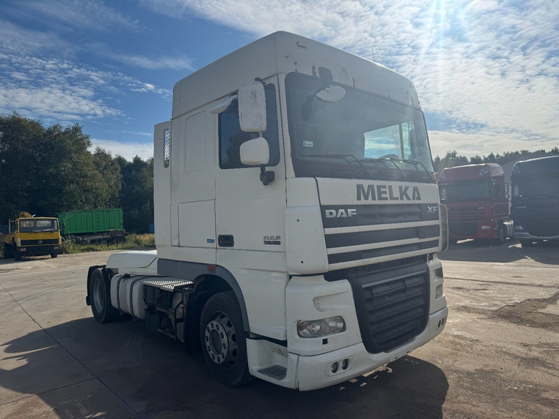 DAF 105 XF 460 Space Cab (MANUAL GEARBOX / BOITE MANUELLE) - Cabeza tractora: foto 3 DAF 105 XF 460 Space Cab (MANUAL GEARBOX / BOITE MANUELLE) - Cabeza tractora: foto 3