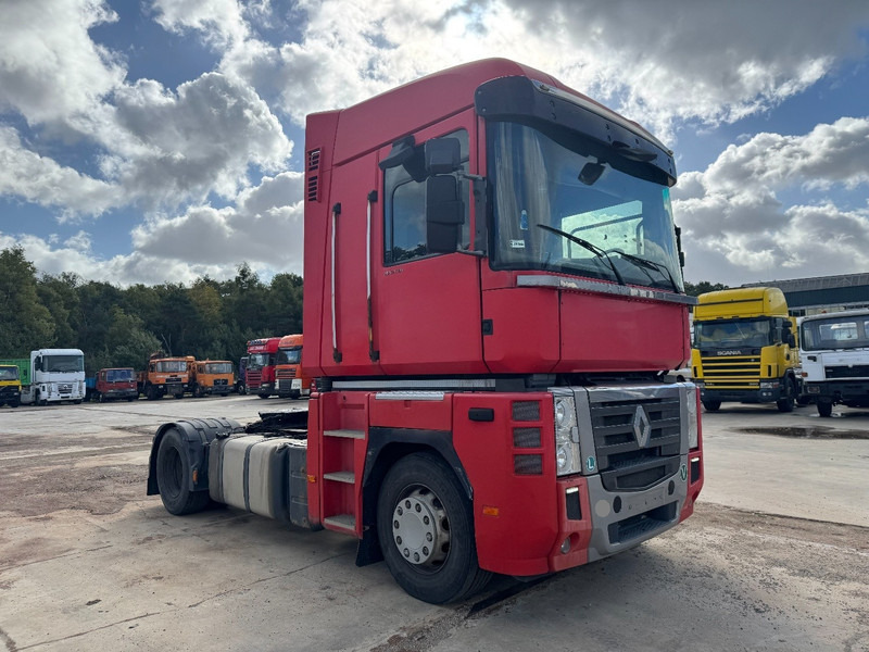 Renault Magnum 460 DXI (MANUAL GEARBOX / BOITE MANUELLE / PERFECT) - Cabeza tractora: foto 3 Renault Magnum 460 DXI (MANUAL GEARBOX / BOITE MANUELLE / PERFECT) - Cabeza tractora: foto 3