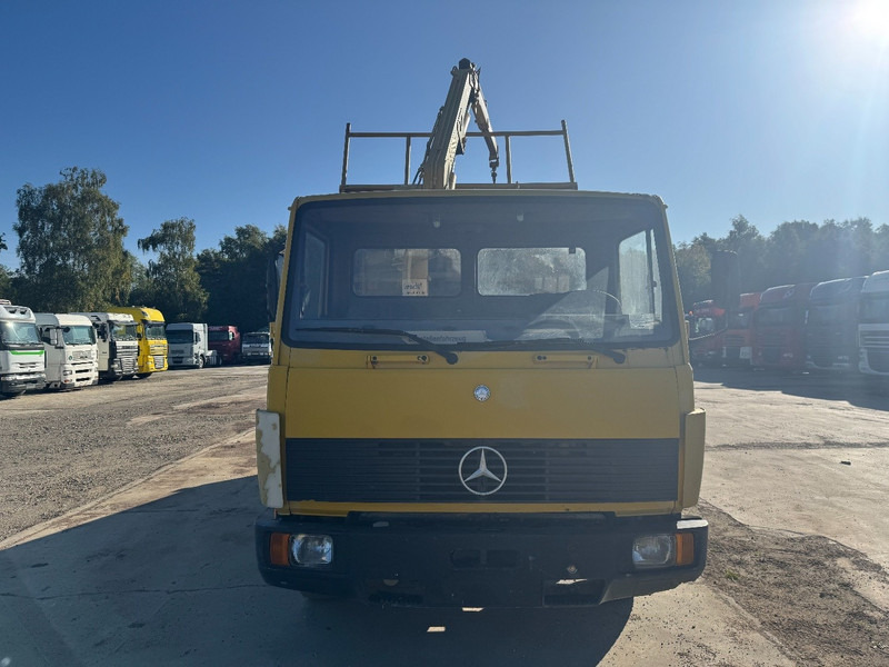 Mercedes-Benz SK 914 (STEEL SUSPENSION / HIAB CRANE / 6 CYLINDER WITH MANUAL PUMP / PERFECT GERMAN TRUCK !!!) - Camión volquete, Camión grúa: foto 2 Mercedes-Benz SK 914 (STEEL SUSPENSION / HIAB CRANE / 6 CYLINDER WITH MANUAL PUMP / PERFECT GERMAN TRUCK !!!) - Camión volquete, Camión grúa: foto 2