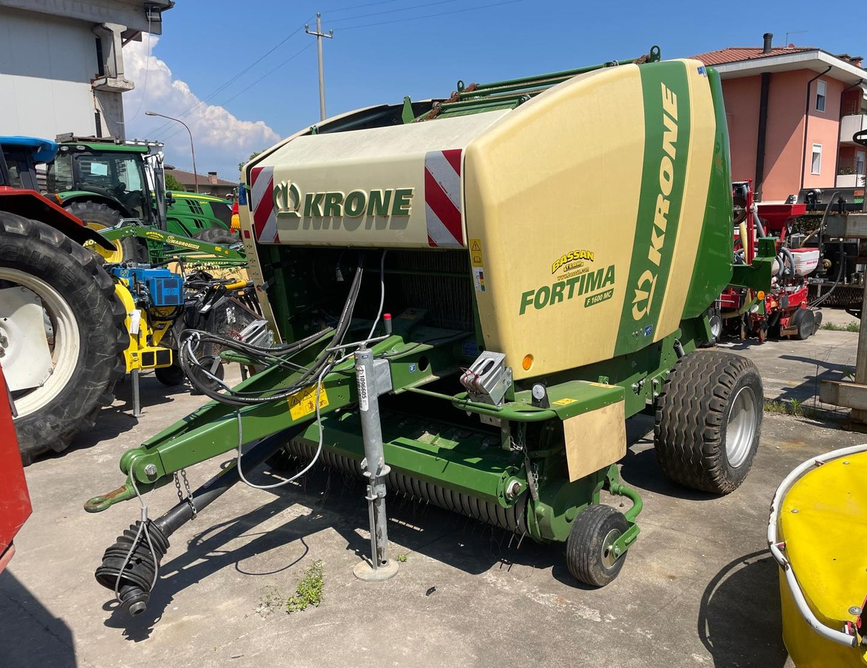 KRONE ROTOPRESSA FORTIMA F 1600 MC - Rotoempacadora: foto 1 KRONE ROTOPRESSA FORTIMA F 1600 MC - Rotoempacadora: foto 1