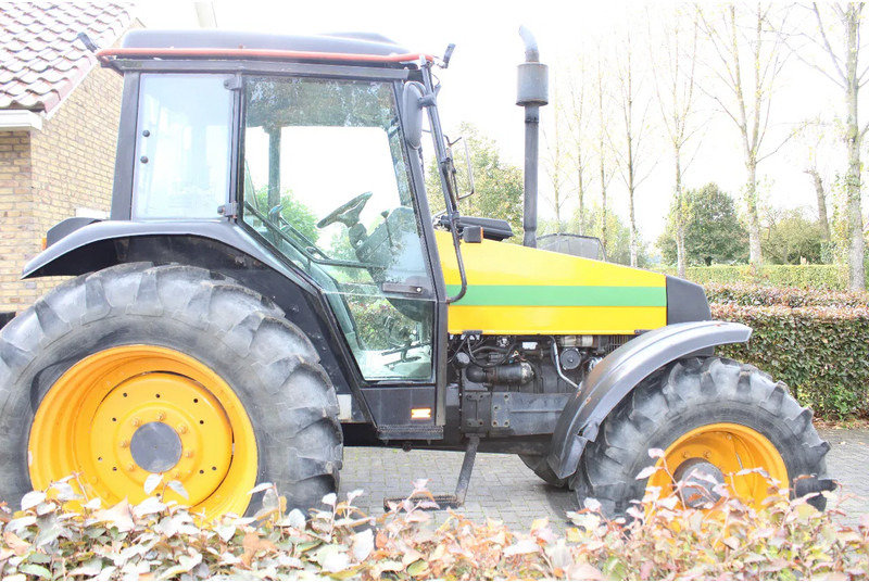 Valtra 900 - Tractor: foto 3 Valtra 900 - Tractor: foto 3