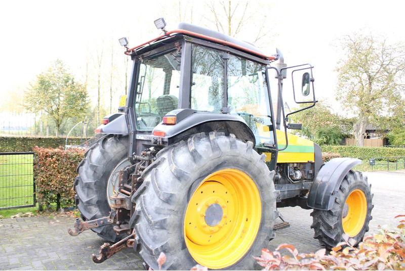 Valtra 900 - Tractor: foto 4 Valtra 900 - Tractor: foto 4