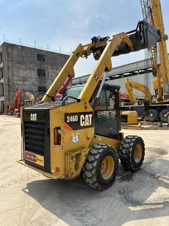 90% New Front Loader Tractor CAT 246D Skid Steer Loader / Used Cat 226B 246C 246d Mini Skid Steer Loader in Stock - Minicargadora: foto 3 90% New Front Loader Tractor CAT 246D Skid Steer Loader / Used Cat 226B 246C 246d Mini Skid Steer Loader in Stock - Minicargadora: foto 3