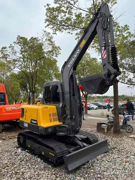 China Brand Used Volvo EC60D Mini Excavator 6ton Crawler Earth Digger Machine for Sale - Excavadora de cadenas: foto 4 China Brand Used Volvo EC60D Mini Excavator 6ton Crawler Earth Digger Machine for Sale - Excavadora de cadenas: foto 4