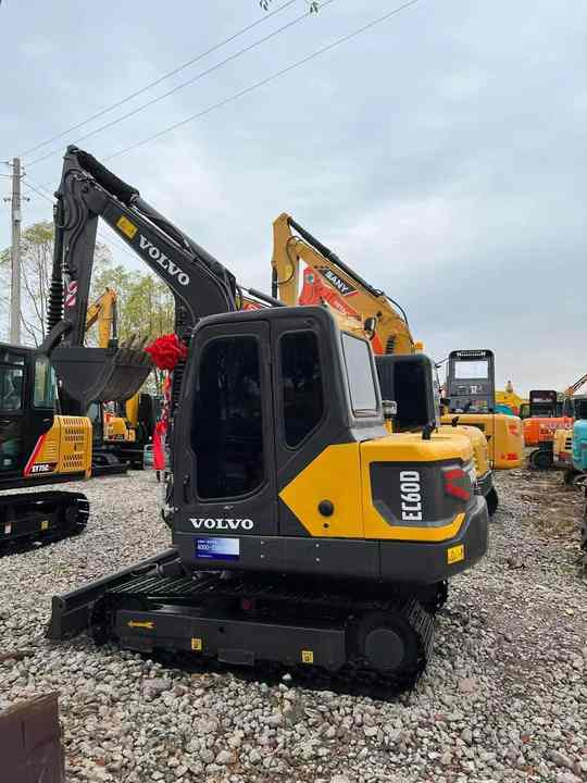 China Brand Used Volvo EC60D Mini Excavator 6ton Crawler Earth Digger Machine for Sale - Excavadora de cadenas: foto 3 China Brand Used Volvo EC60D Mini Excavator 6ton Crawler Earth Digger Machine for Sale - Excavadora de cadenas: foto 3