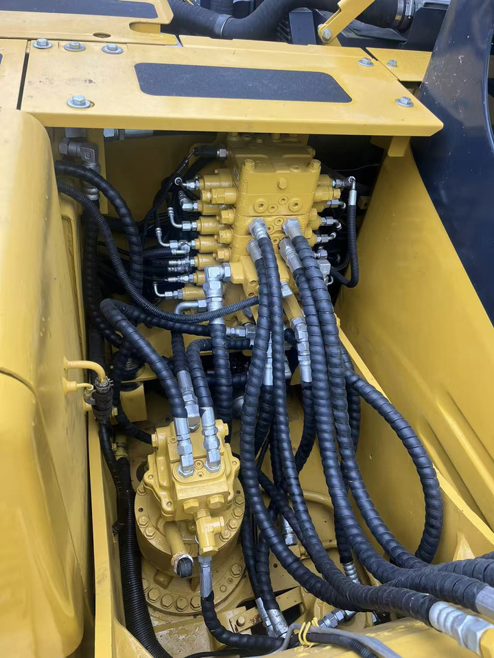 Arrendamiento de KOMATSU PC130 [ Copy ] KOMATSU PC130 [ Copy ]: foto 7