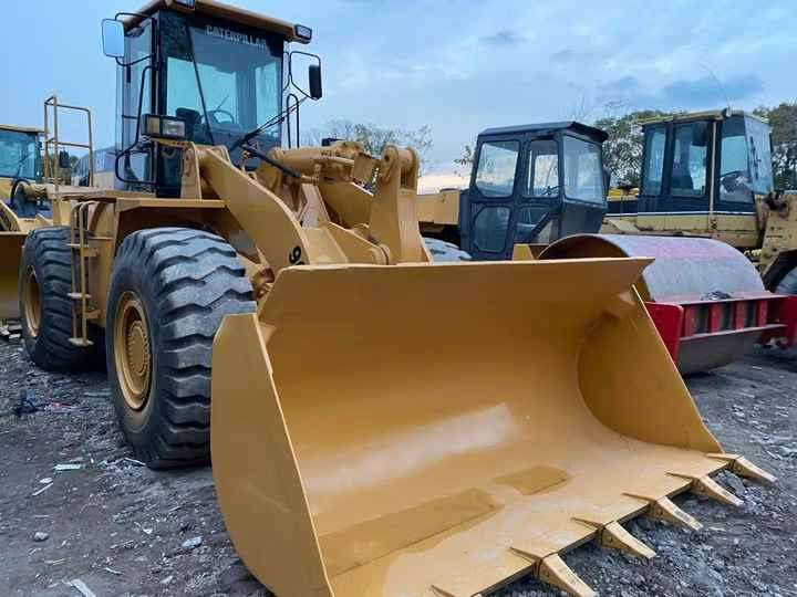 Loader Cat Japan Wheel Loader Used High Quality 966G in Good Working Condition for Sale - Cargadora de ruedas: foto 2 Loader Cat Japan Wheel Loader Used High Quality 966G in Good Working Condition for Sale - Cargadora de ruedas: foto 2