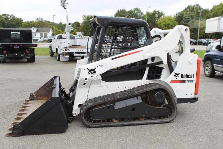 Used Bobcat T590 UsedSkid Steer Loader with Good Condition for Sale S160 S300 S185 S330 - Minicargadora: foto 2 Used Bobcat T590 UsedSkid Steer Loader with Good Condition for Sale S160 S300 S185 S330 - Minicargadora: foto 2