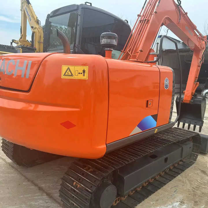 Used Hitachi Excavator ZX70 7ton Japan Import Second Hand Small Crawler ZX70 Excavator for Sale - Excavadora de cadenas: foto 4 Used Hitachi Excavator ZX70 7ton Japan Import Second Hand Small Crawler ZX70 Excavator for Sale - Excavadora de cadenas: foto 4