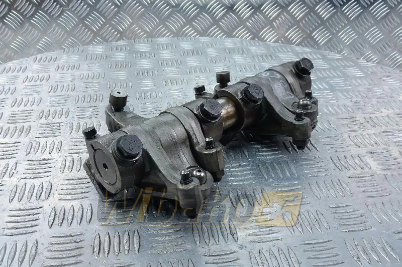 Caterpillar C13 4441211/385-5385/458-2974/240-8307/242-7418 - Cabezal de bloque para Maquinaria de construcción: foto 1 Caterpillar C13 4441211/385-5385/458-2974/240-8307/242-7418 - Cabezal de bloque para Maquinaria de construcción: foto 1