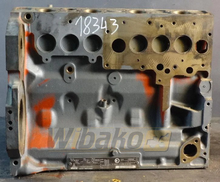 Deutz 04254634 - Bloque de cilindros para Maquinaria de construcción: foto 1 Deutz 04254634 - Bloque de cilindros para Maquinaria de construcción: foto 1