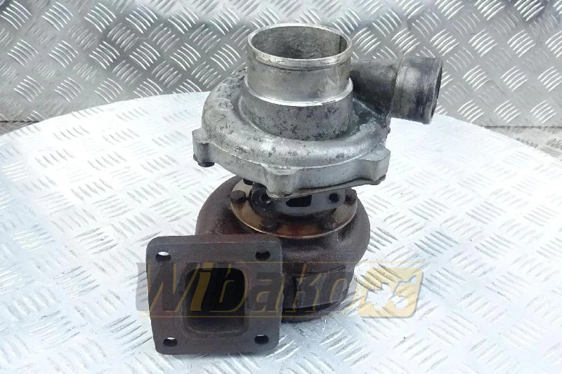Garrett T300-08 471049-10/RE503568 - Turbocompresor para Maquinaria de construcción: foto 1 Garrett T300-08 471049-10/RE503568 - Turbocompresor para Maquinaria de construcción: foto 1
