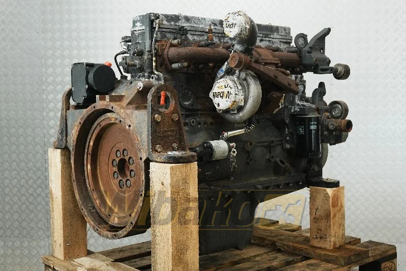 Iveco F4HE0684J*D100 - Motor para Maquinaria de construcción: foto 1 Iveco F4HE0684J*D100 - Motor para Maquinaria de construcción: foto 1