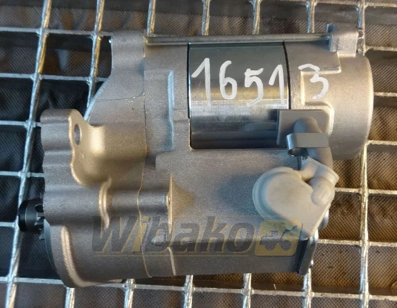 Kubota HEL571 2DE602 - Arranque para Maquinaria de construcción: foto 1 Kubota HEL571 2DE602 - Arranque para Maquinaria de construcción: foto 1