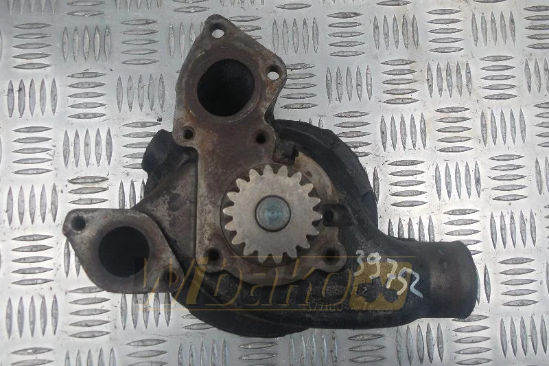 Perkins 1006-6T 3771D04A/7 - Bomba de agua: foto 1 Perkins 1006-6T 3771D04A/7 - Bomba de agua: foto 1