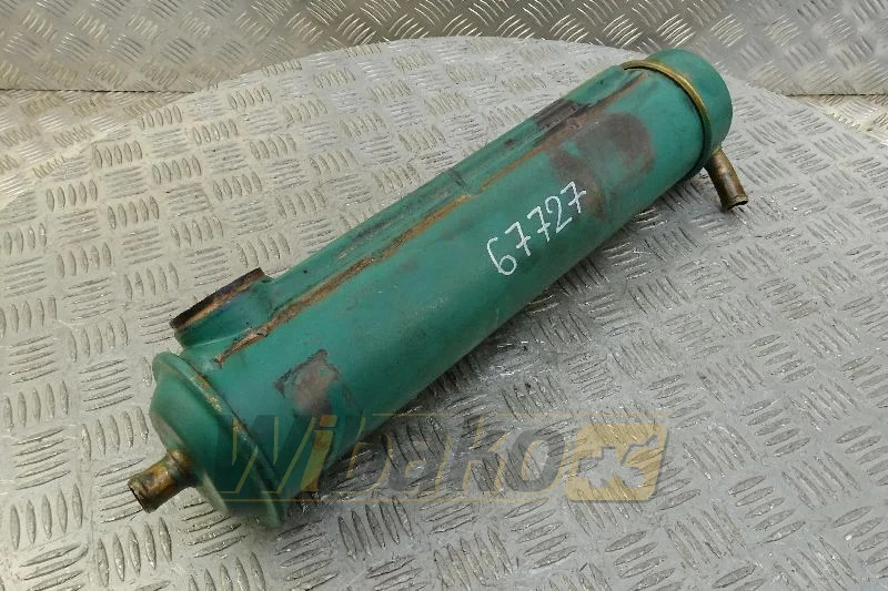 Volvo 4777033 - Enfriador de aceite para Maquinaria de construcción: foto 1 Volvo 4777033 - Enfriador de aceite para Maquinaria de construcción: foto 1