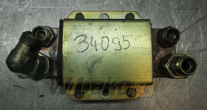 Volvo EC340 11033455 - Enfriador de aceite para Maquinaria de construcción: foto 1 Volvo EC340 11033455 - Enfriador de aceite para Maquinaria de construcción: foto 1