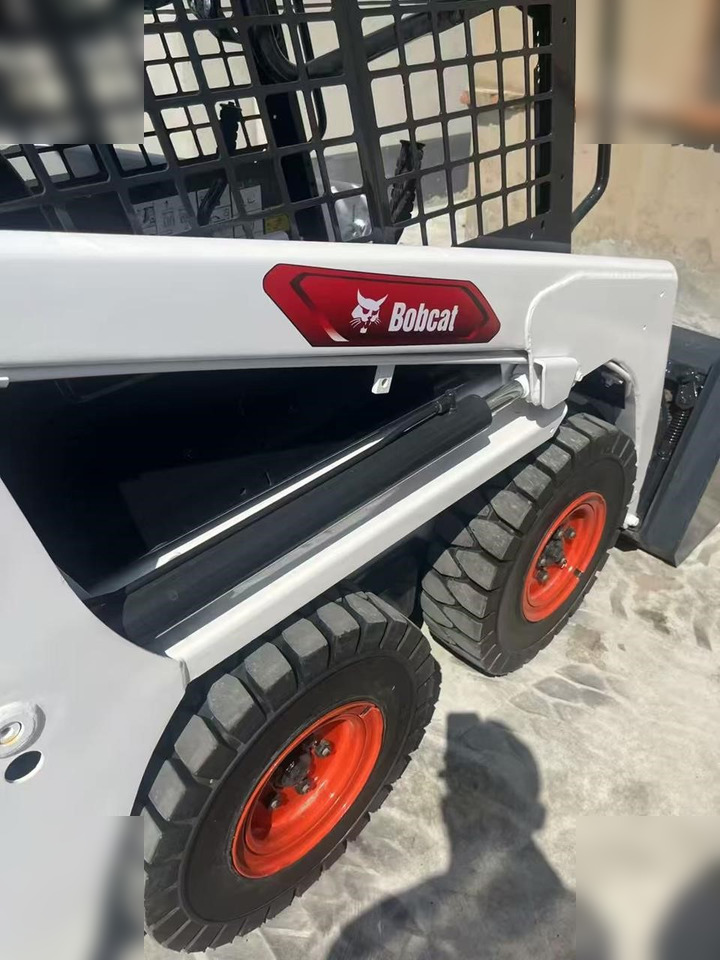 BOBCAT S70 - Minicargadora: foto 2 BOBCAT S70 - Minicargadora: foto 2