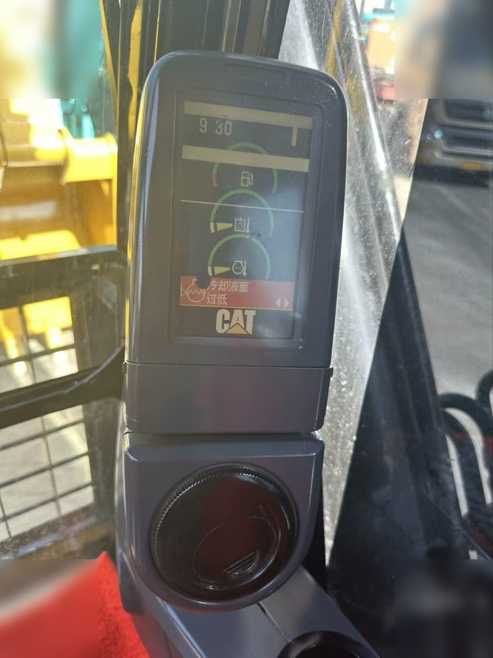 Excavadora de cadenas CATERPILLAR 320D2L: foto 15