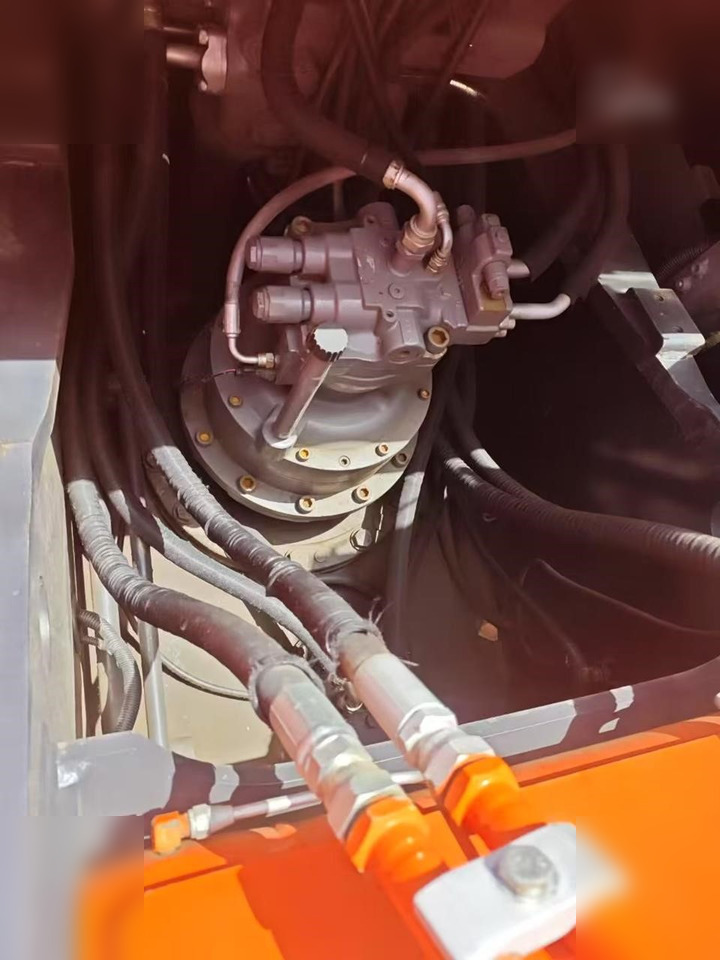 Excavadora de cadenas HITACHI ZX240: foto 8 Excavadora de cadenas HITACHI ZX240: foto 8