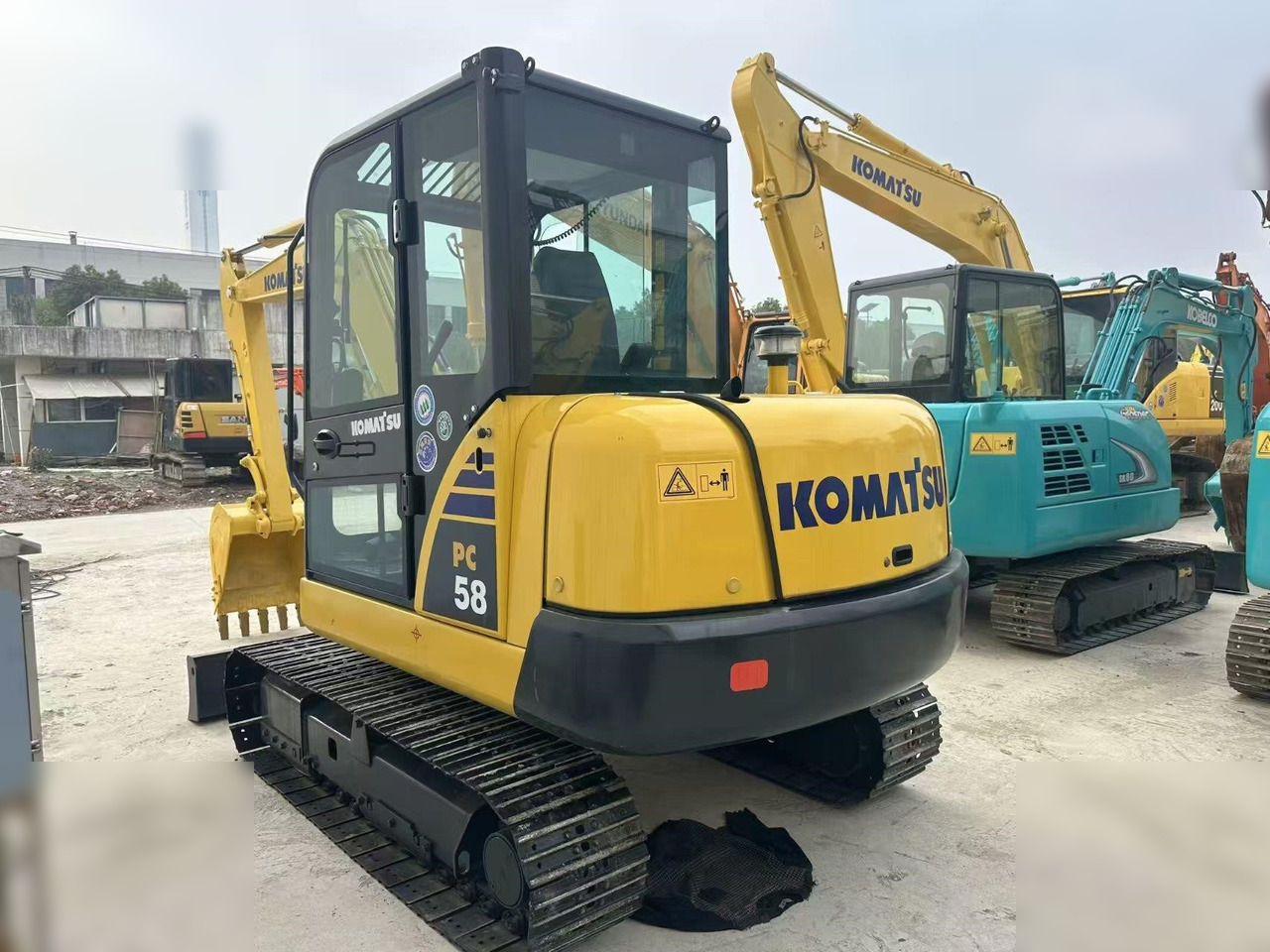 KOMATSU PC56-7 - Miniexcavadora: foto 1 KOMATSU PC56-7 - Miniexcavadora: foto 1